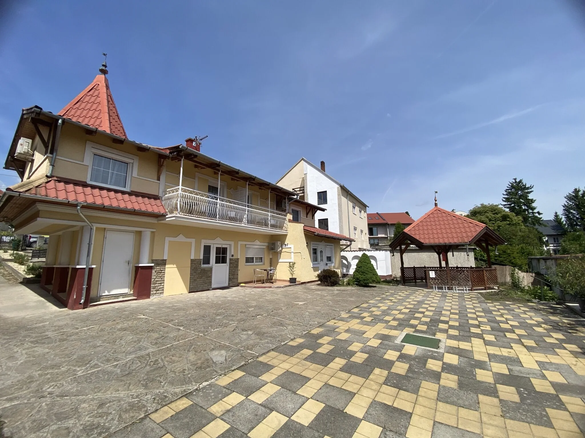 Kármen Apartmanház Hévíz – Hévíz, Ungaria