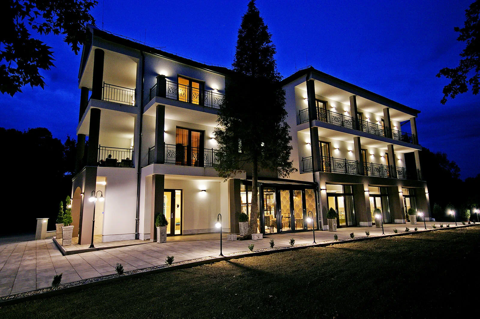 Boutique Hotel Divina Harkány - foto 1