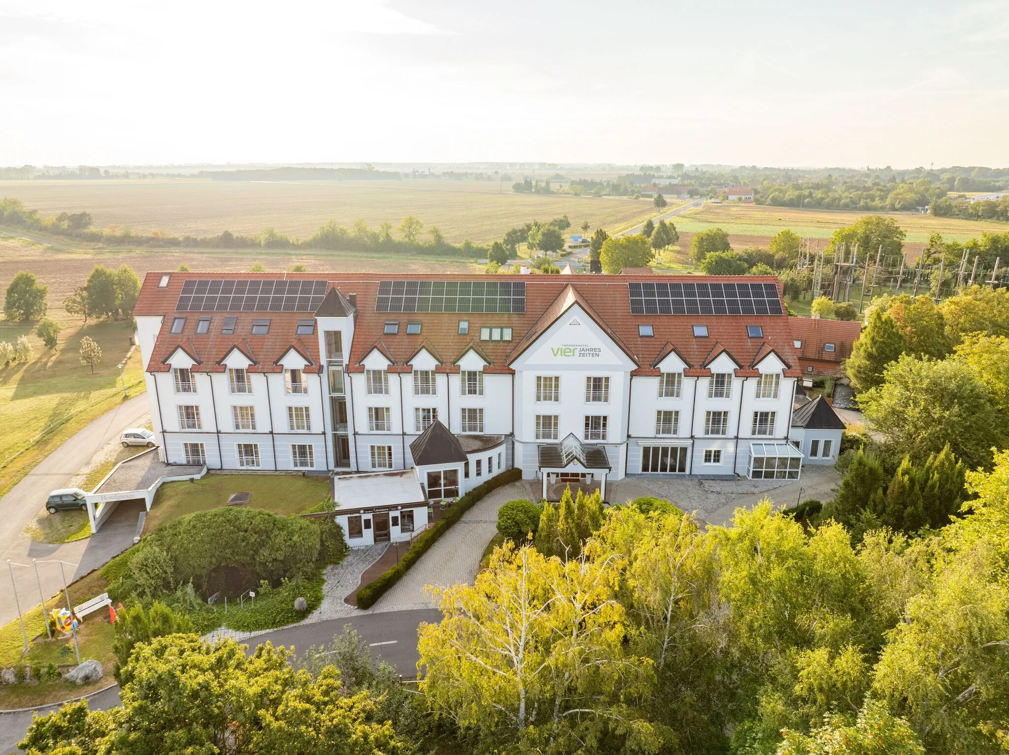 Thermenhotel Vier Jahreszeiten Lutzmannsburg – Lutzmannsburg, Austria