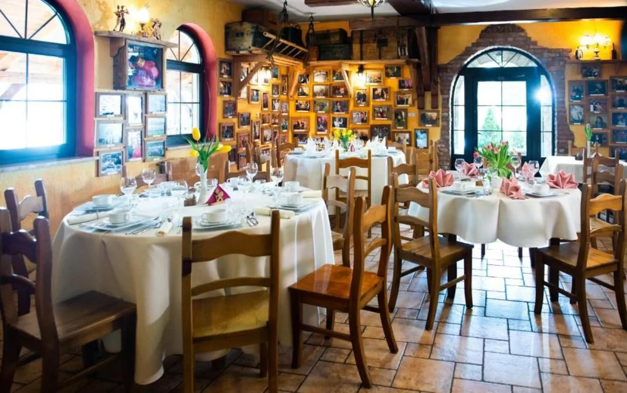 Hotel Restauracja Jaś Wędrowniczek Rymanów - foto 9
