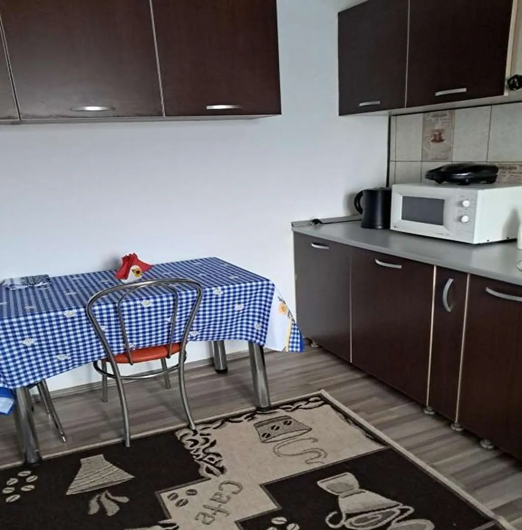 Căsuța Galbenă București – București, România