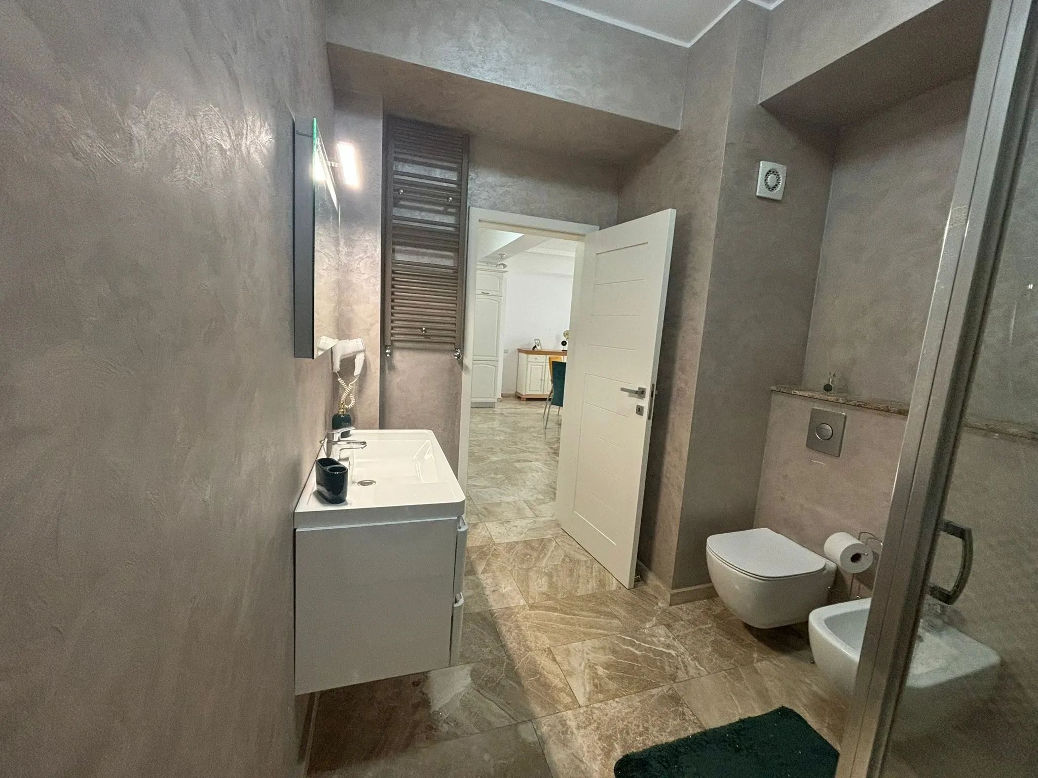 MELIA 5- apartament de lux in Mamaia, intre lac si mare – Mamaia, Rumunia