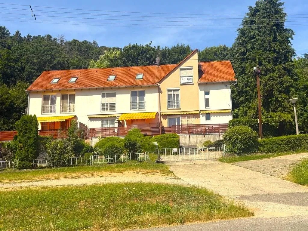 Dollár Apartman Orfű – Orfű, Ungaria