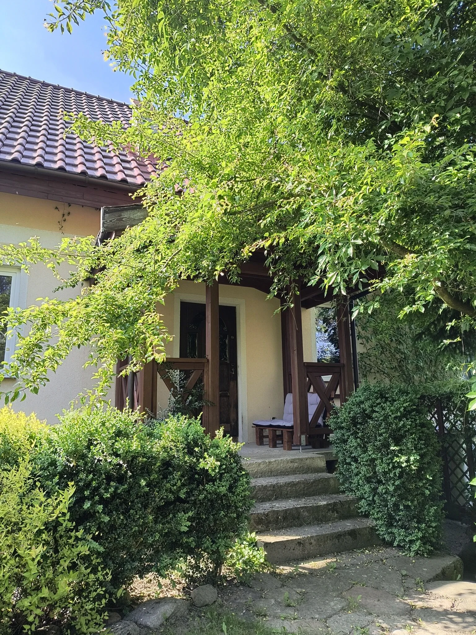 Dom z ogrodem na Mazurach – Surmówka, Polska