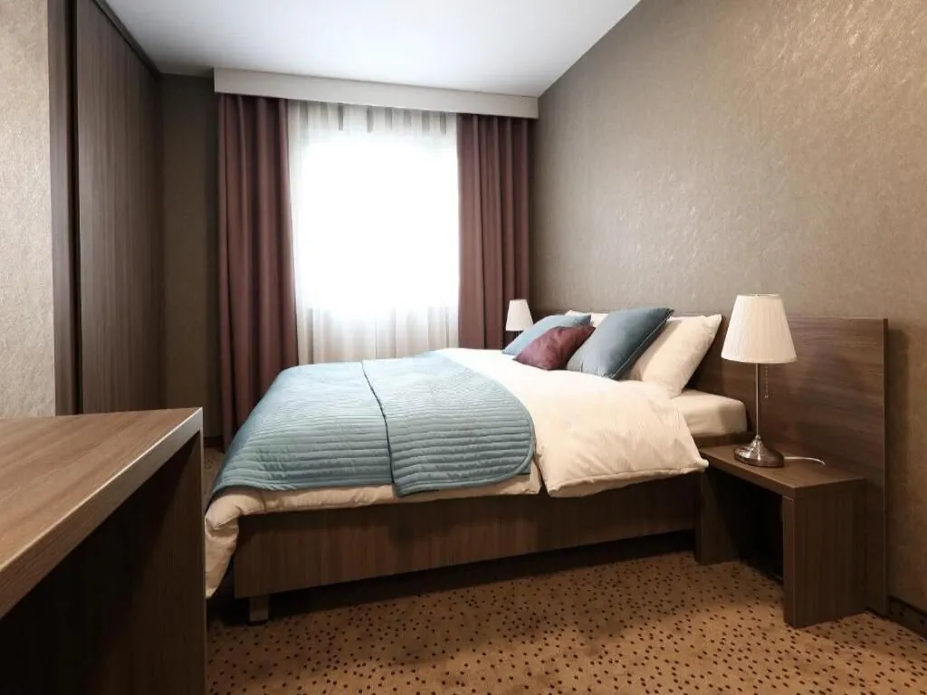 Hotel Porto Radomsko - foto 1