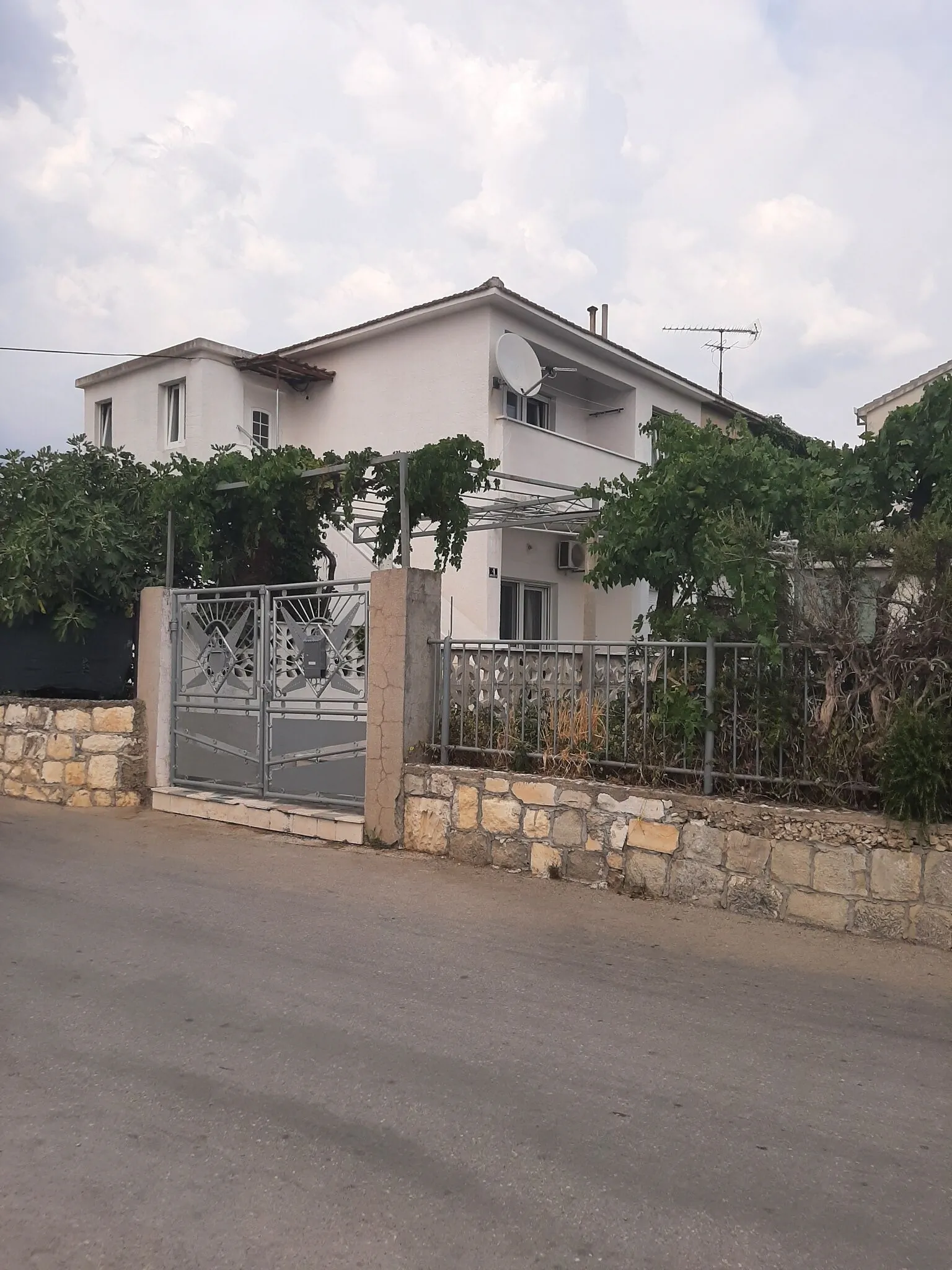 Apartment Nehaj Kaštel Štafilić - foto 1