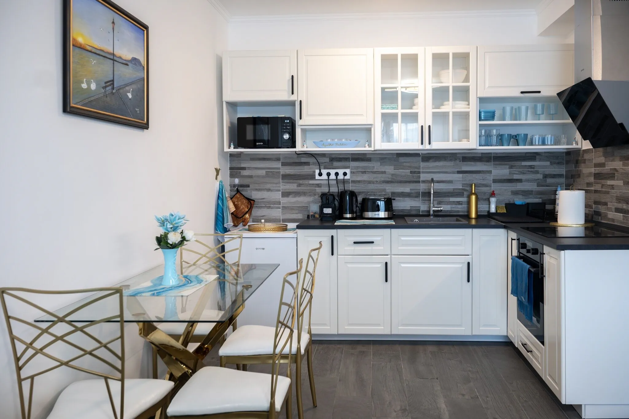 AquaFlat Balaton Apartman Balatonlelle – Balatonlelle, Ungaria