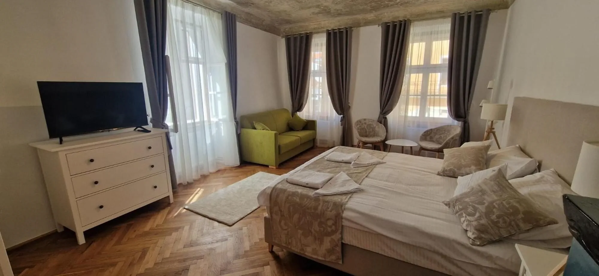 Rossmarkt Apartments Brașov – Braszów, Rumunia