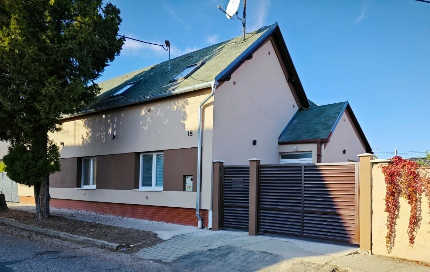 Mendi Apartments Štúrovo – Štúrovo, Slovacia