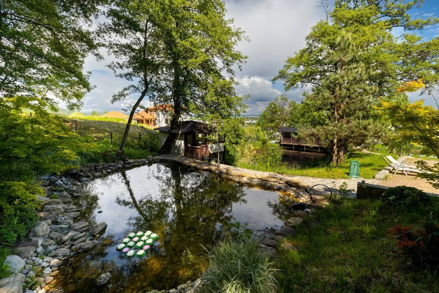 Cozy Family Retreat with Pool CA Micești – Miceşti, România