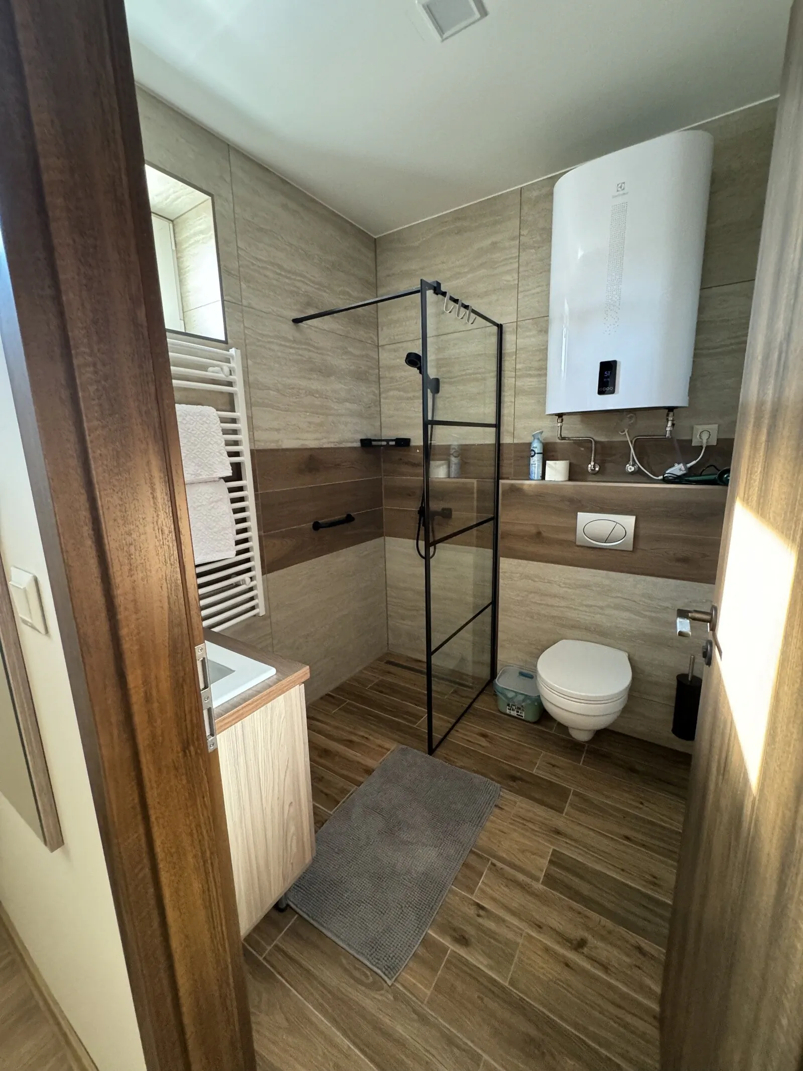 Nyéki Fészek Apartmanház Kápolnásnyék - foto 6