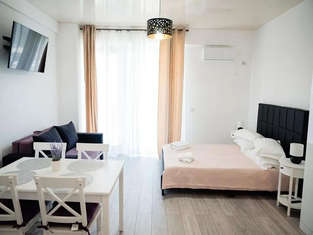 Studio 107 B2 Almar Luxury Residence Free Pool Năvodari – Năvodari, România