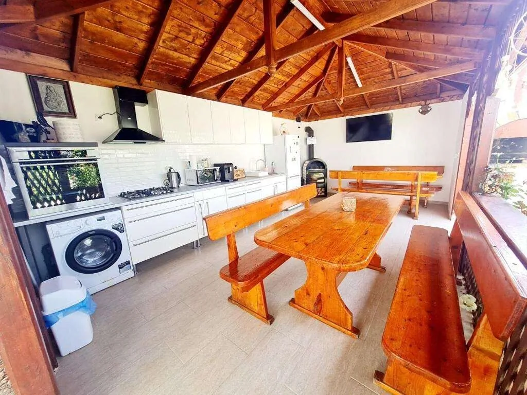 Casa Nicola 2 Mai – 2 Mai, România