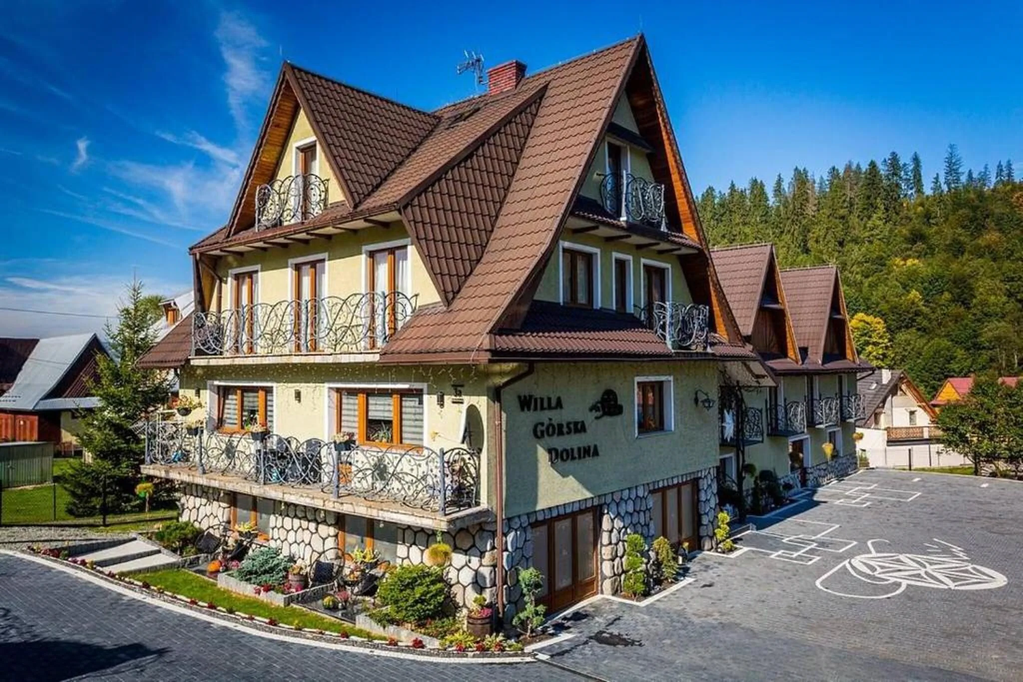 Willa Górska Dolina Jacuzzi & Sauna Poronin – Poronin, Polonia