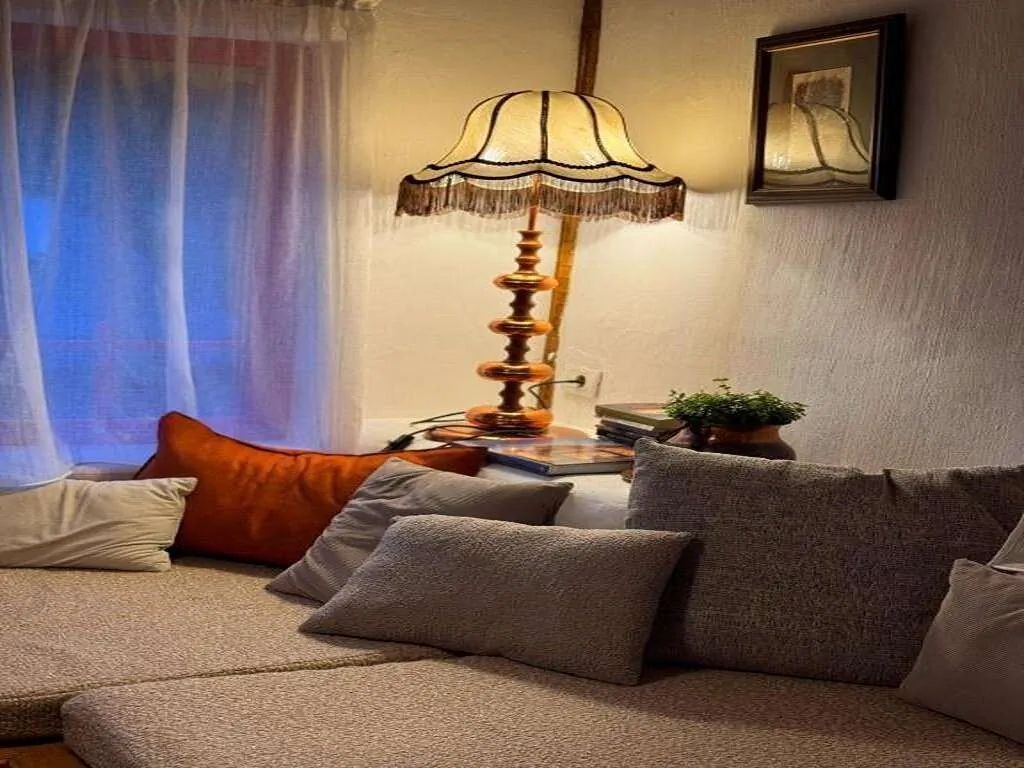 Inside, The Village- The Brick Loft Tunari – Tunari, România