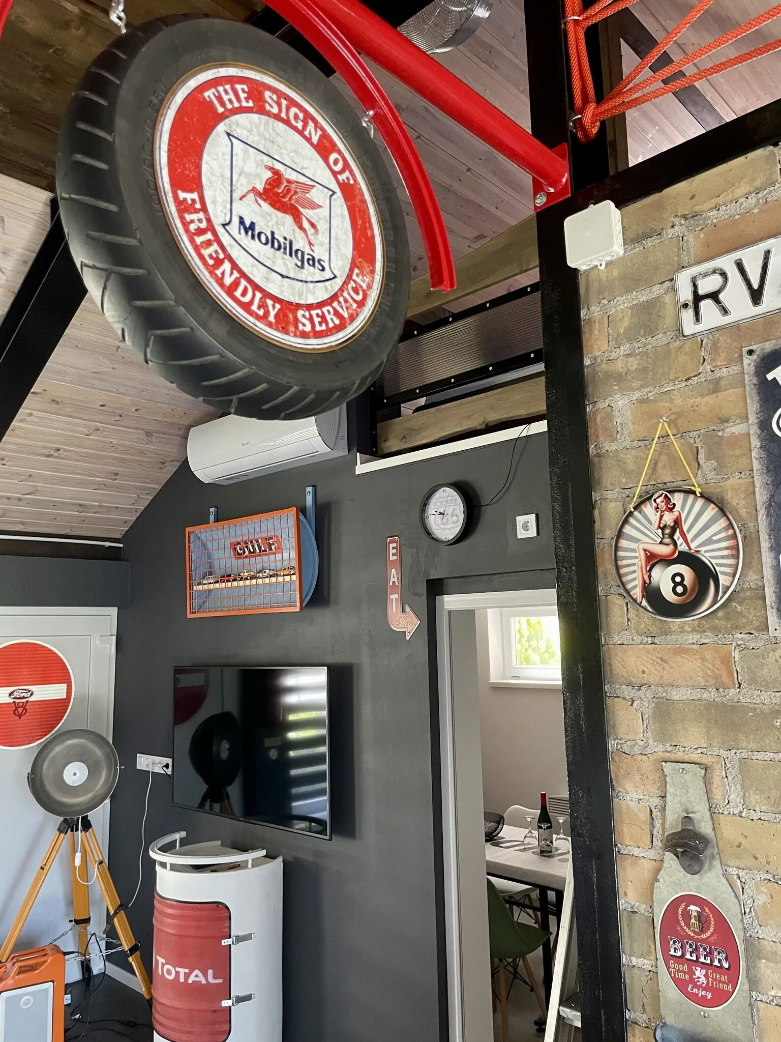 Garage Apartment Győrújbarát – Győrújbarát, Ungaria