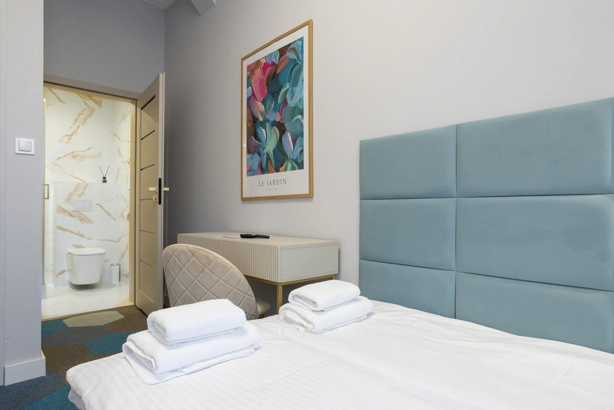 Moon ApartHotel Wrocław – Wrocław, Polska
