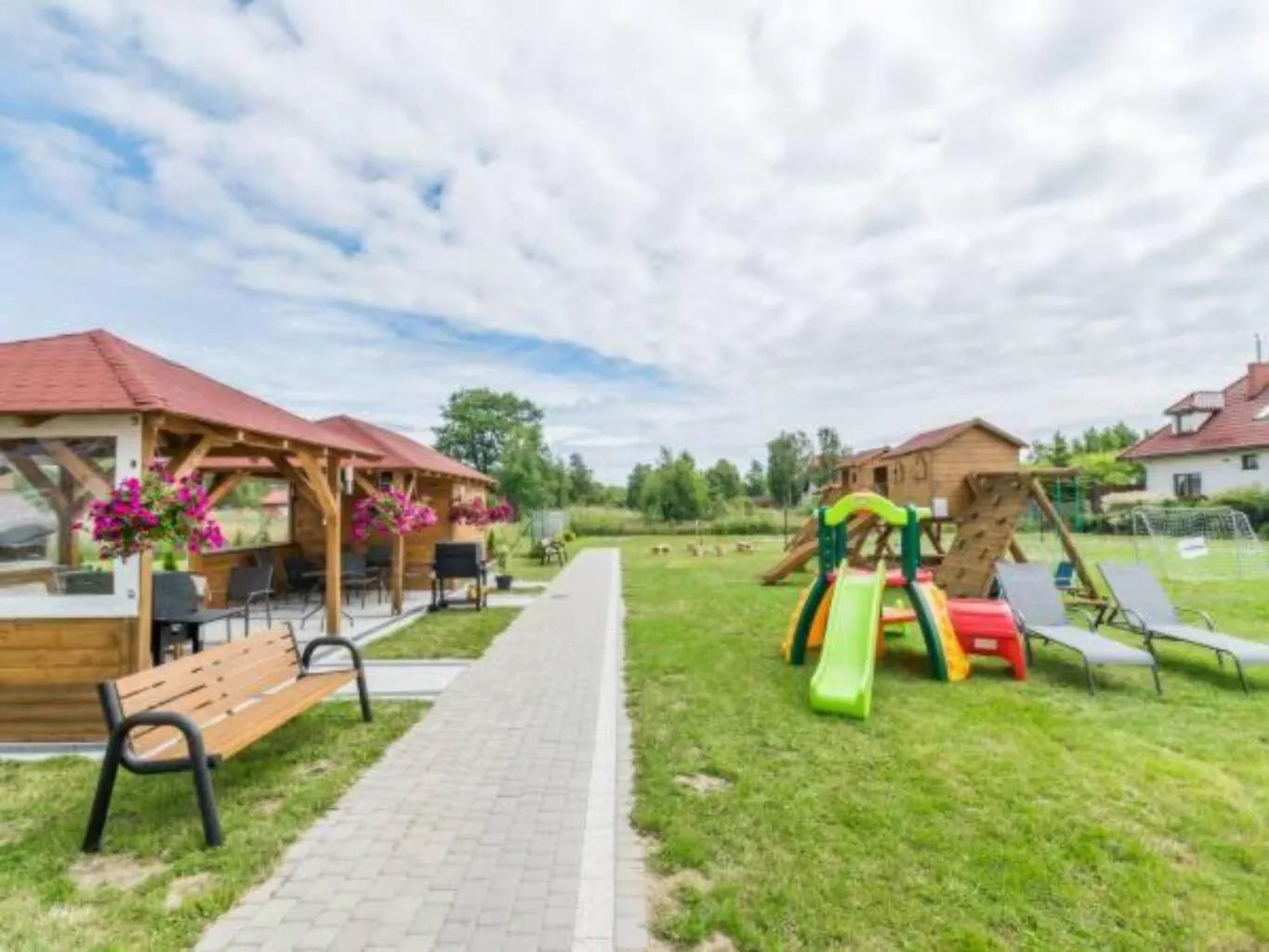 Pensjonat Magnat Rowy – Rowy, Polonia