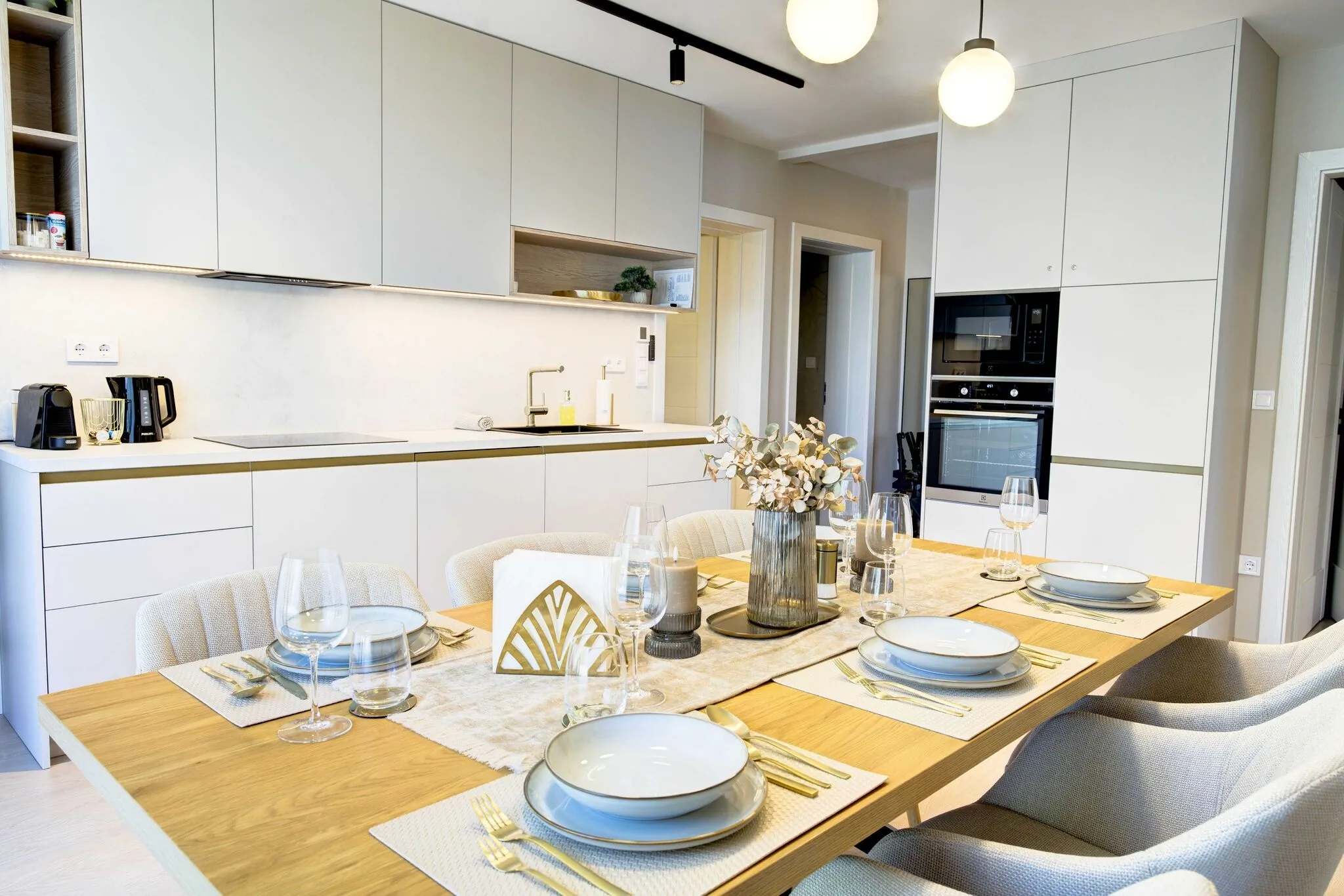 By The Lakeside Apartment Balatonlelle – Balatonlelle, Ungaria