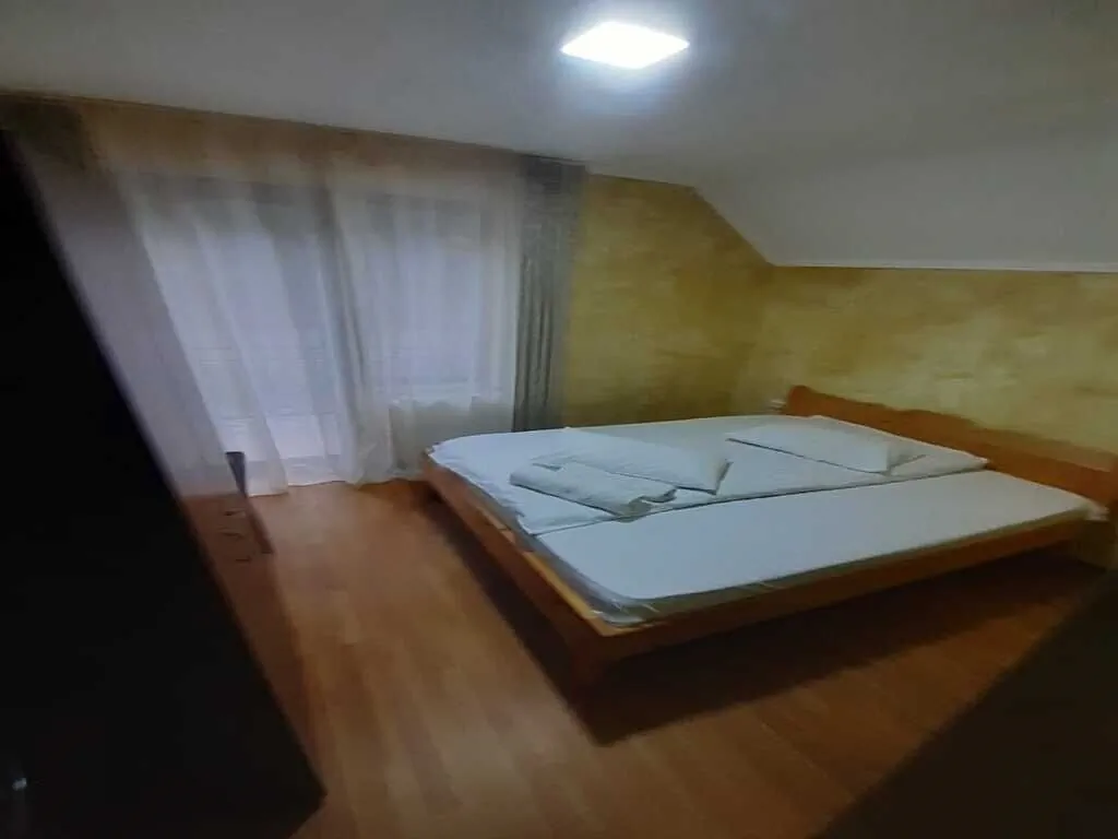 Casa Popasul lui Horea Vârtop – Vârtop, România