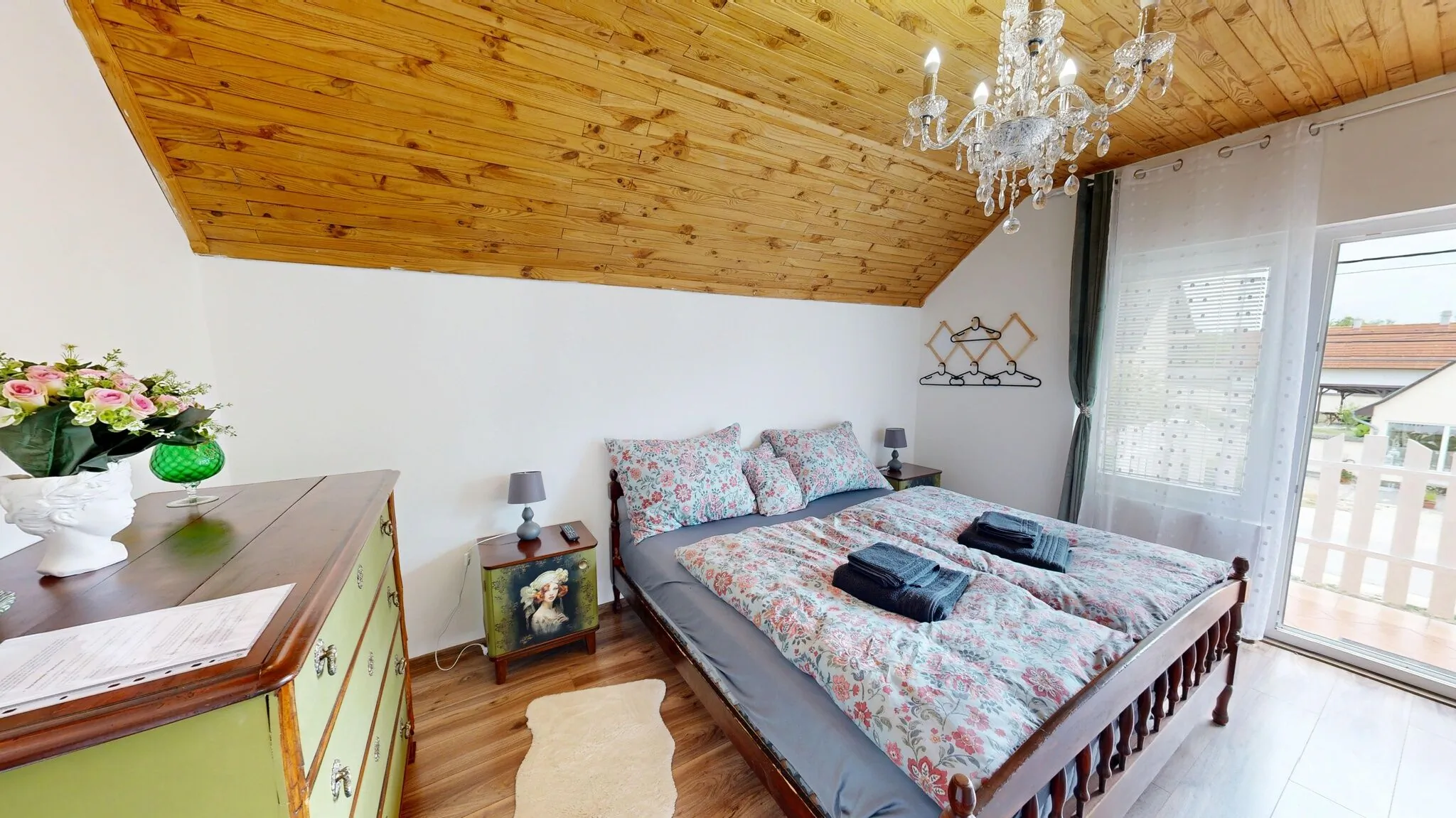 Álomház Apartman Balatonszabadi – Balatonszabadi, Ungaria