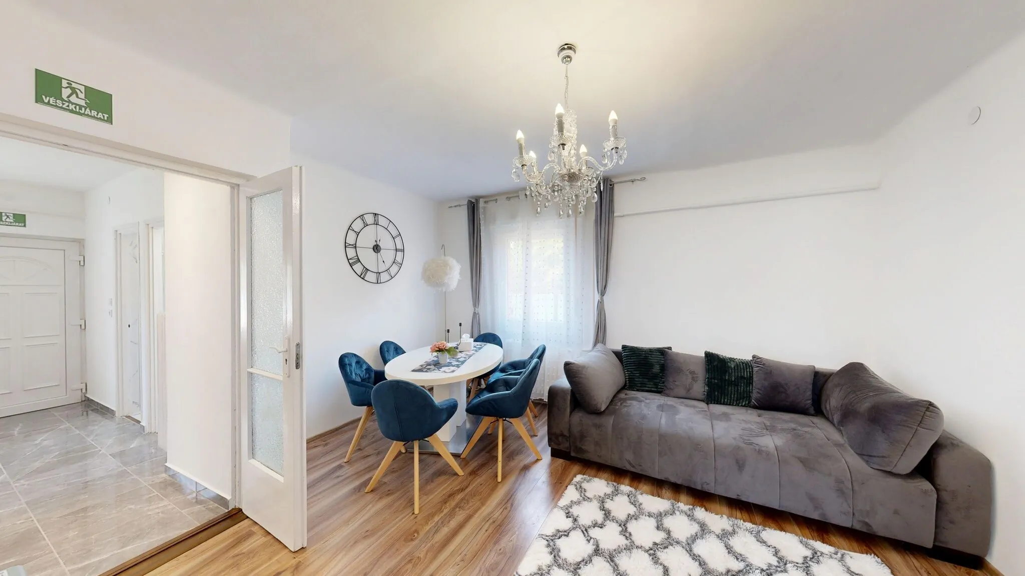 Álomház Apartman Balatonszabadi – Balatonszabadi, Ungaria