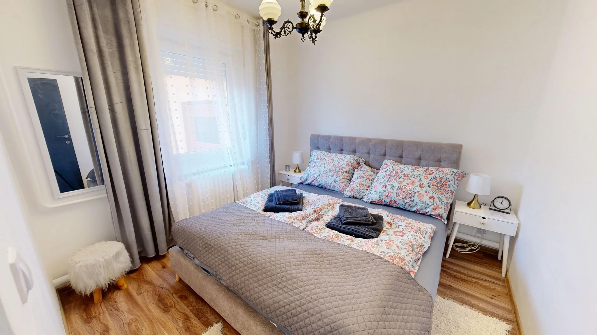 Álomház Apartman Balatonszabadi – Balatonszabadi, Ungaria