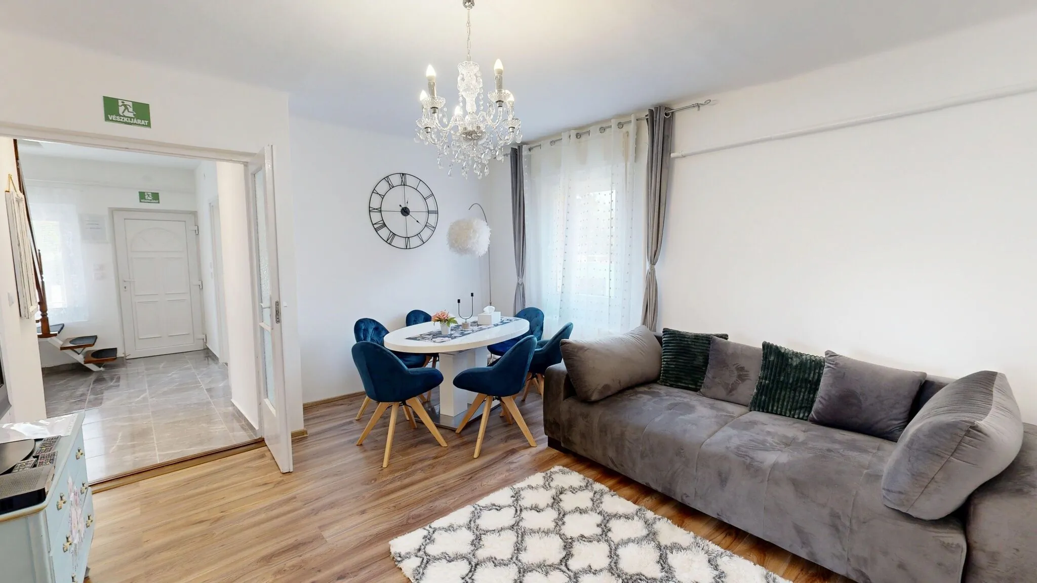 Álomház Apartman Balatonszabadi – Balatonszabadi, Ungaria