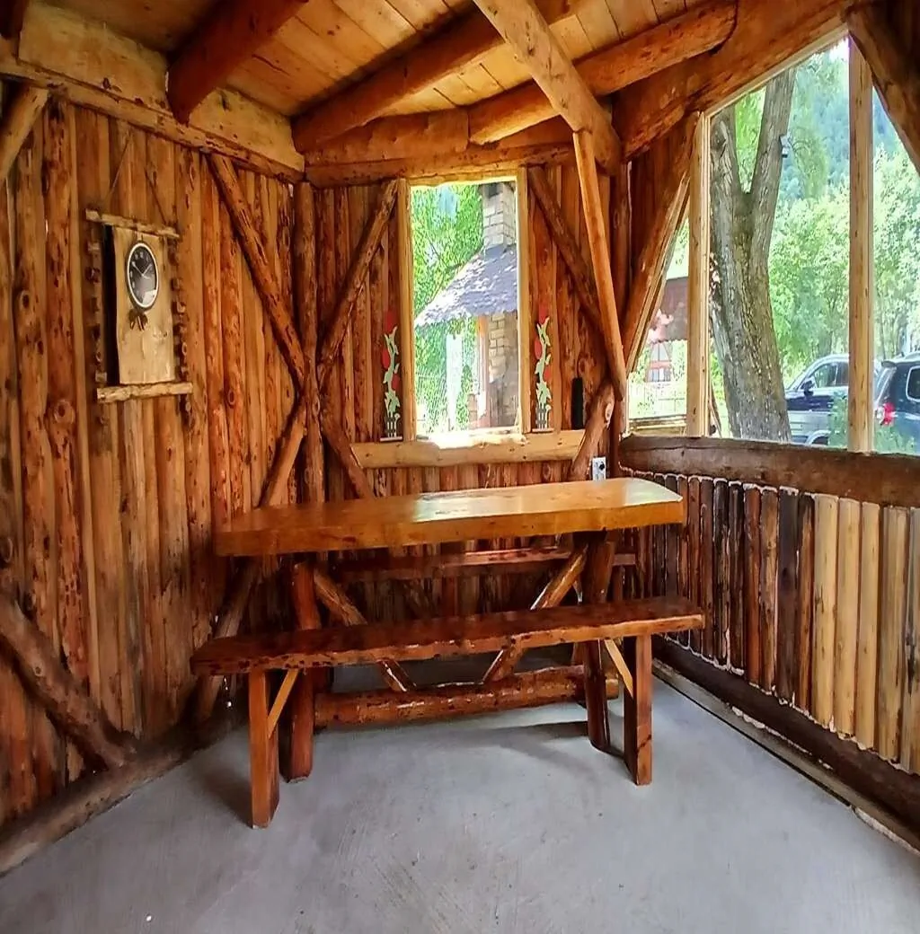 Casa Tudor și Eva Moieciu de Jos – Moeciu de Jos, România