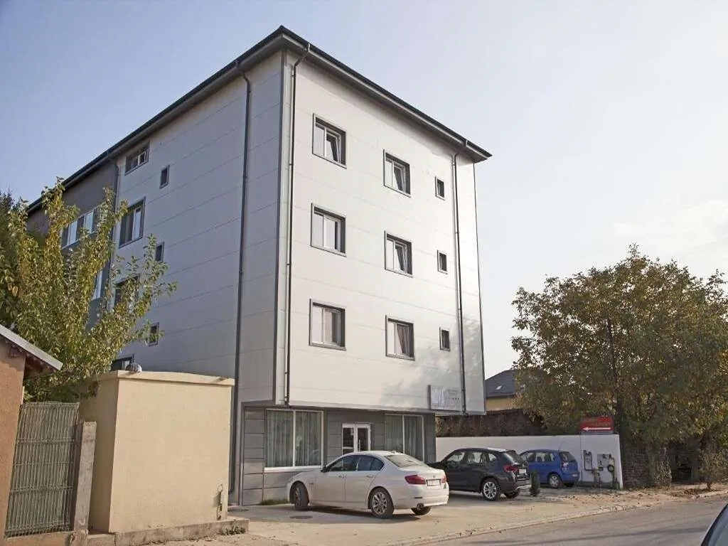Hotel Nova Popeşti-Leordeni – Popeşti-Leordeni, România