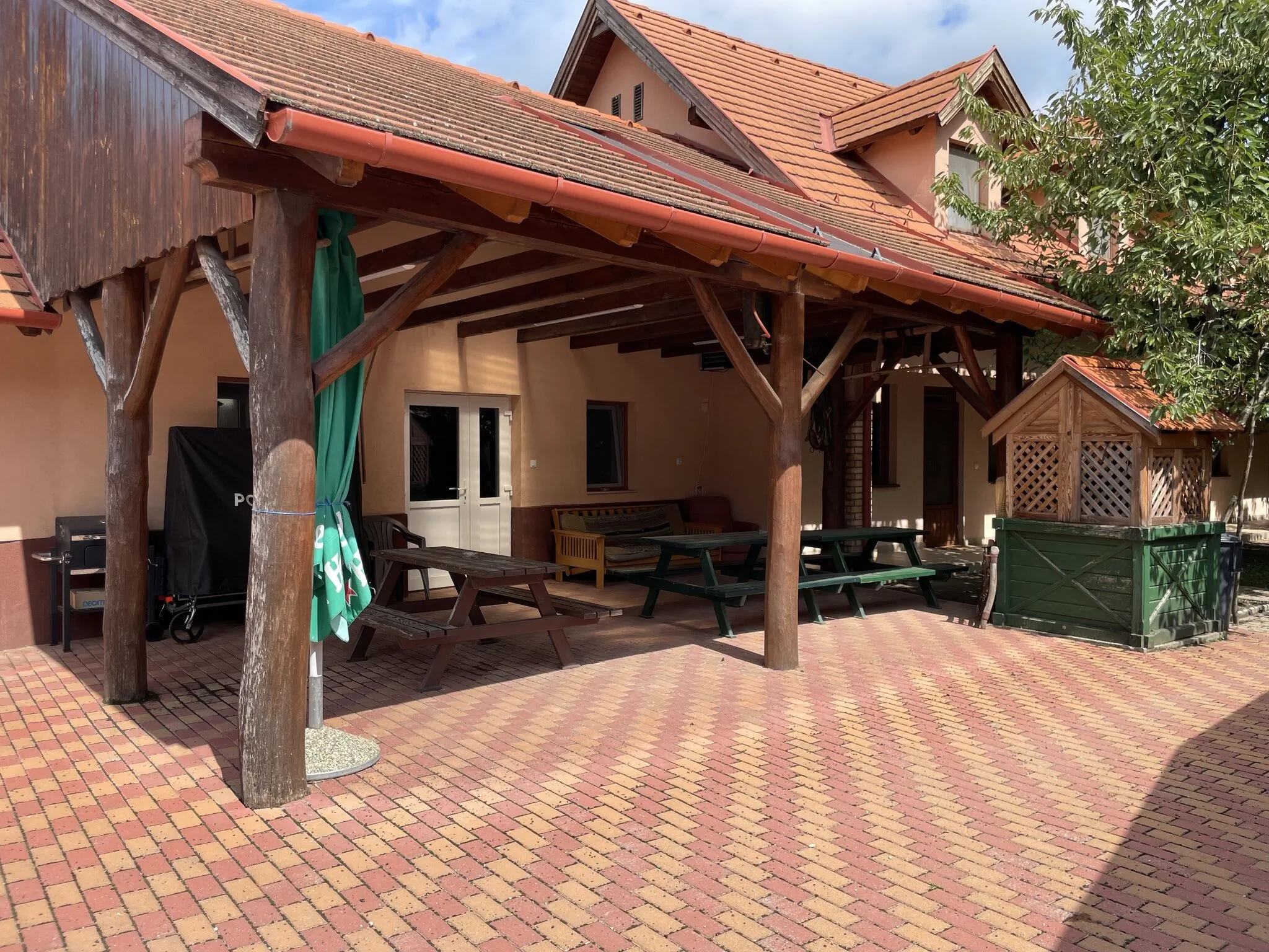 Kovács Vendégház Bakonyszombathely - foto 2