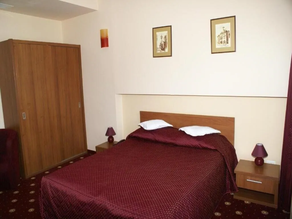 Hotel Ferdinand Constanța – Constanța, România