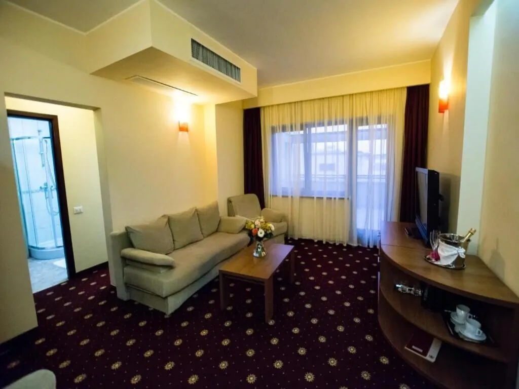 Hotel Ferdinand Constanța – Constanța, România