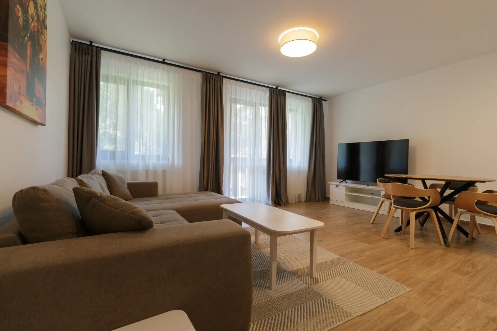 Apartament White Valey Retreat Two Bușteni – Buşteni, România