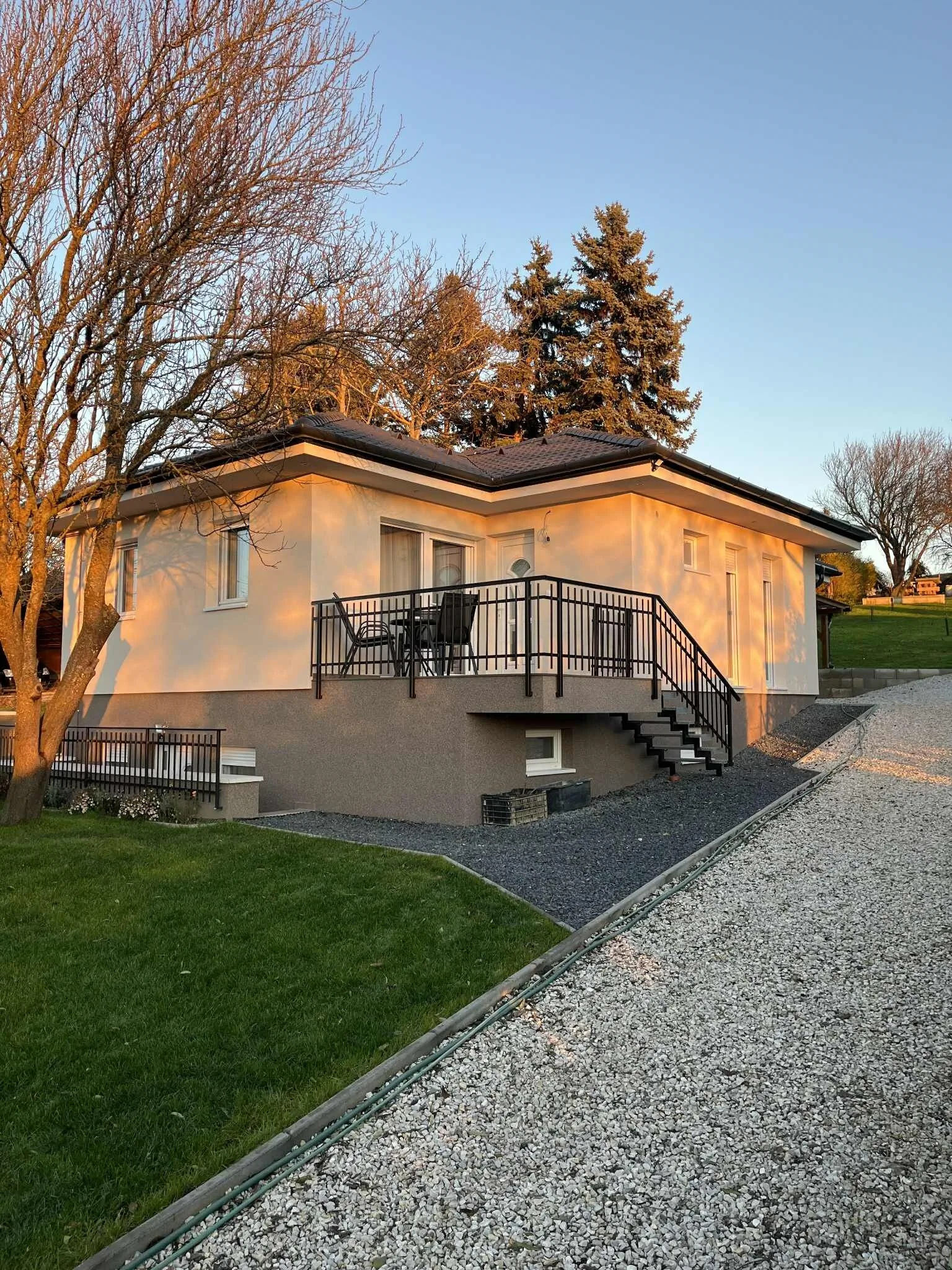 Napsugár Apartman Balatongyörök – Balatongyörök, Ungaria