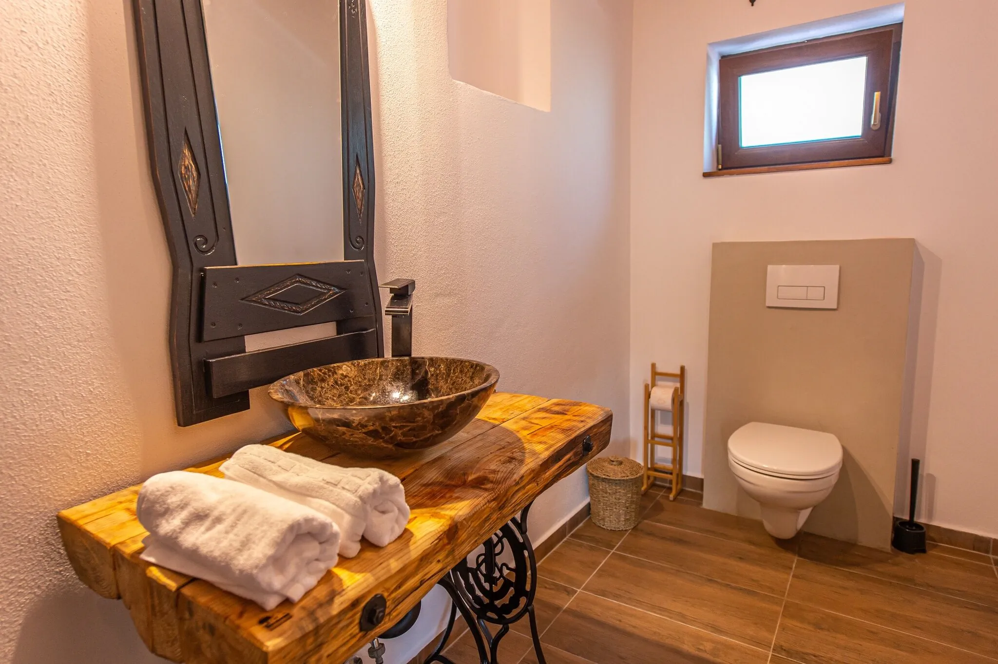 Vila Old Barn House Chinari - foto 10