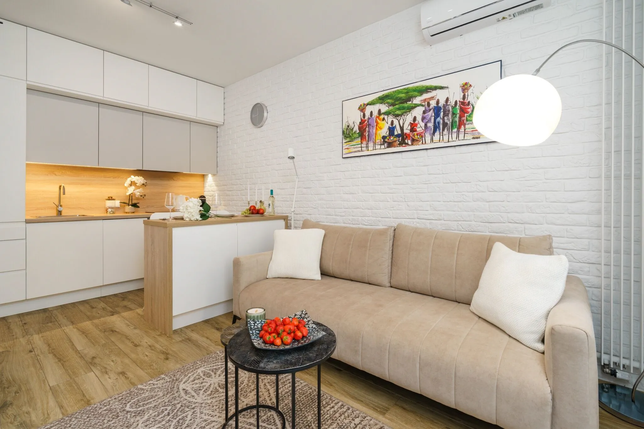 Urban Chic – Mennica Residence, 1-Bedroom in City Center #3 – Varșovia, Polonia