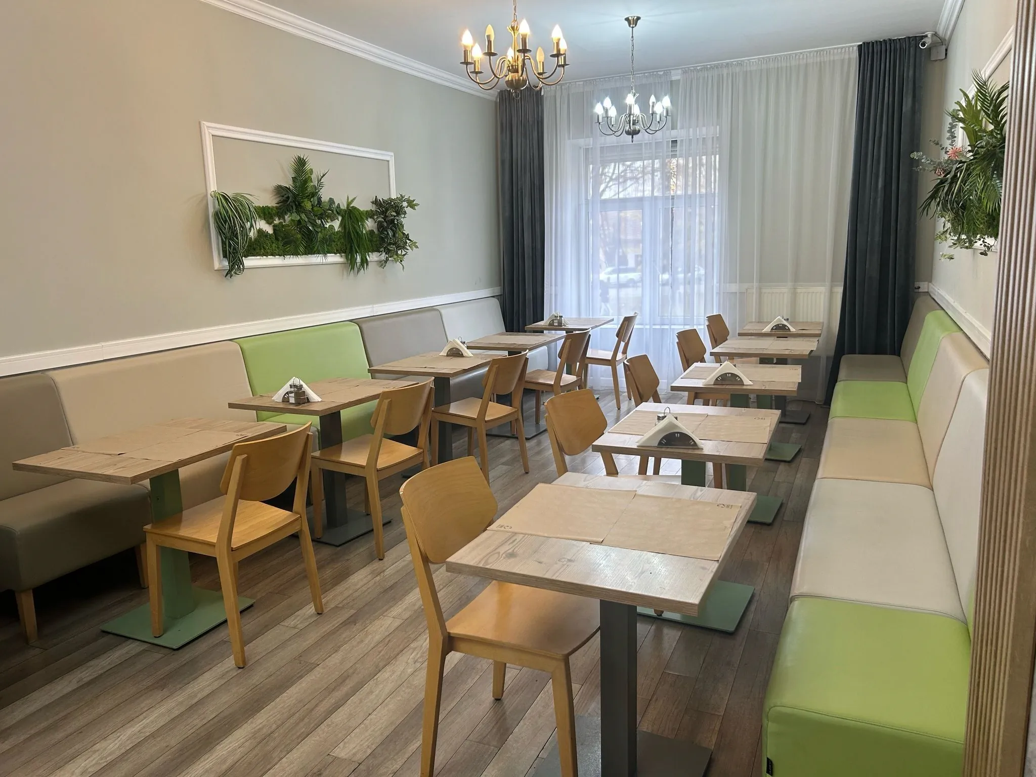 Hotel Carnival City Oradea - foto 3