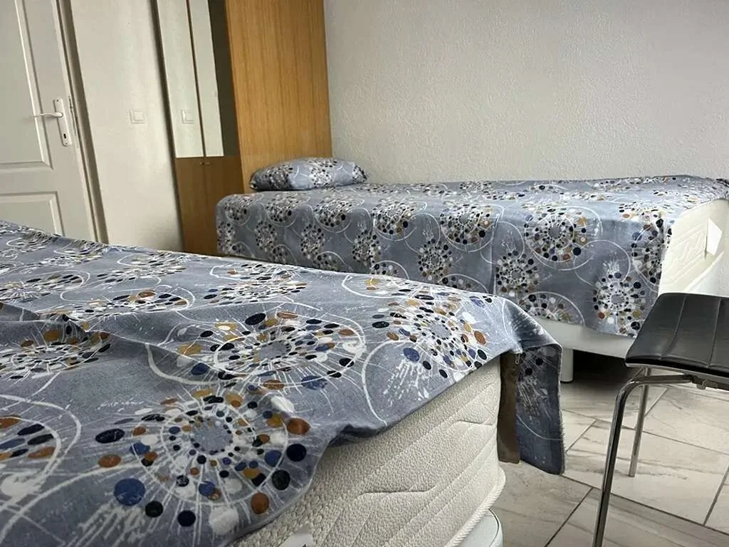 Motel Sara Zukunft Iernut – Iernut, România