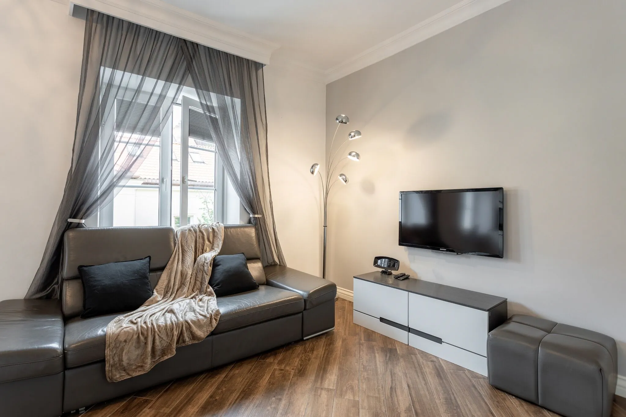 Golden Apartments Warsaw – Elegant Stay, Podwale Street - foto 6