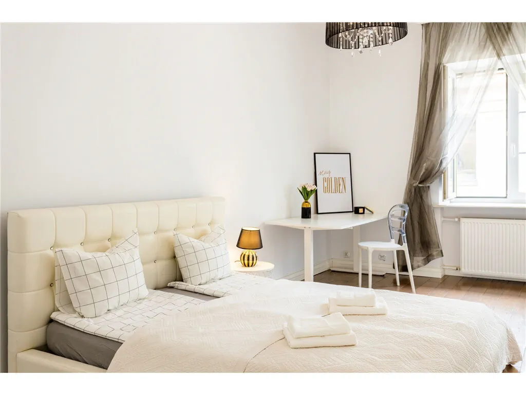 Golden Apartments Warsaw – Elegant Stay, Podwale Street - foto 3