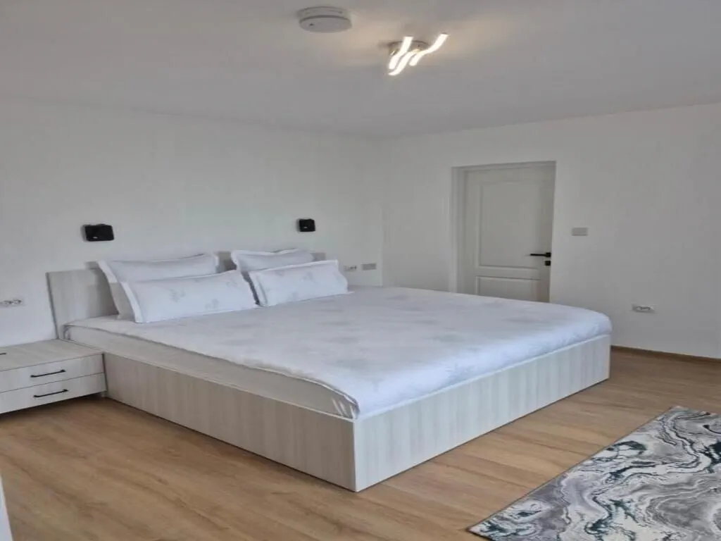 Casa la Mariana Comănești – Comăneşti, România