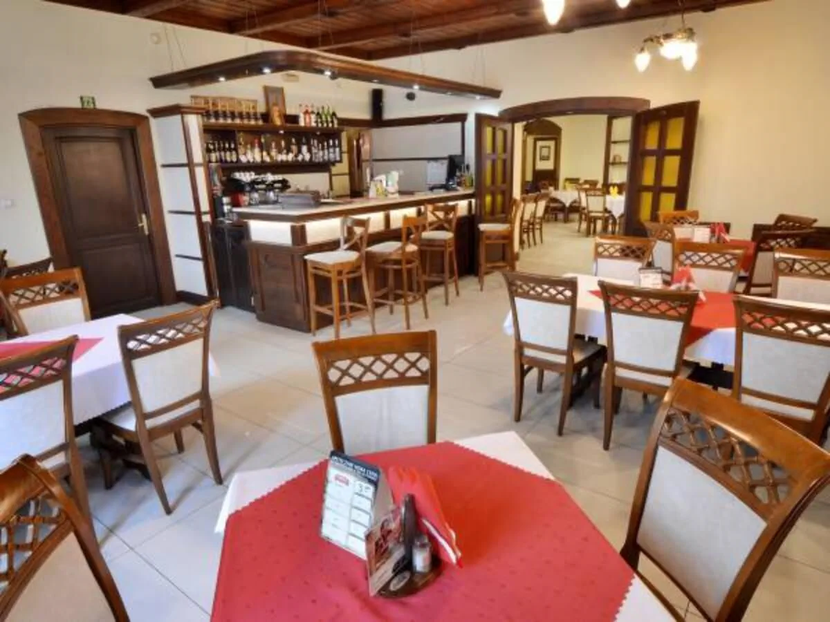 Restauracja Myśliwska - Noclegi Zator - foto 4