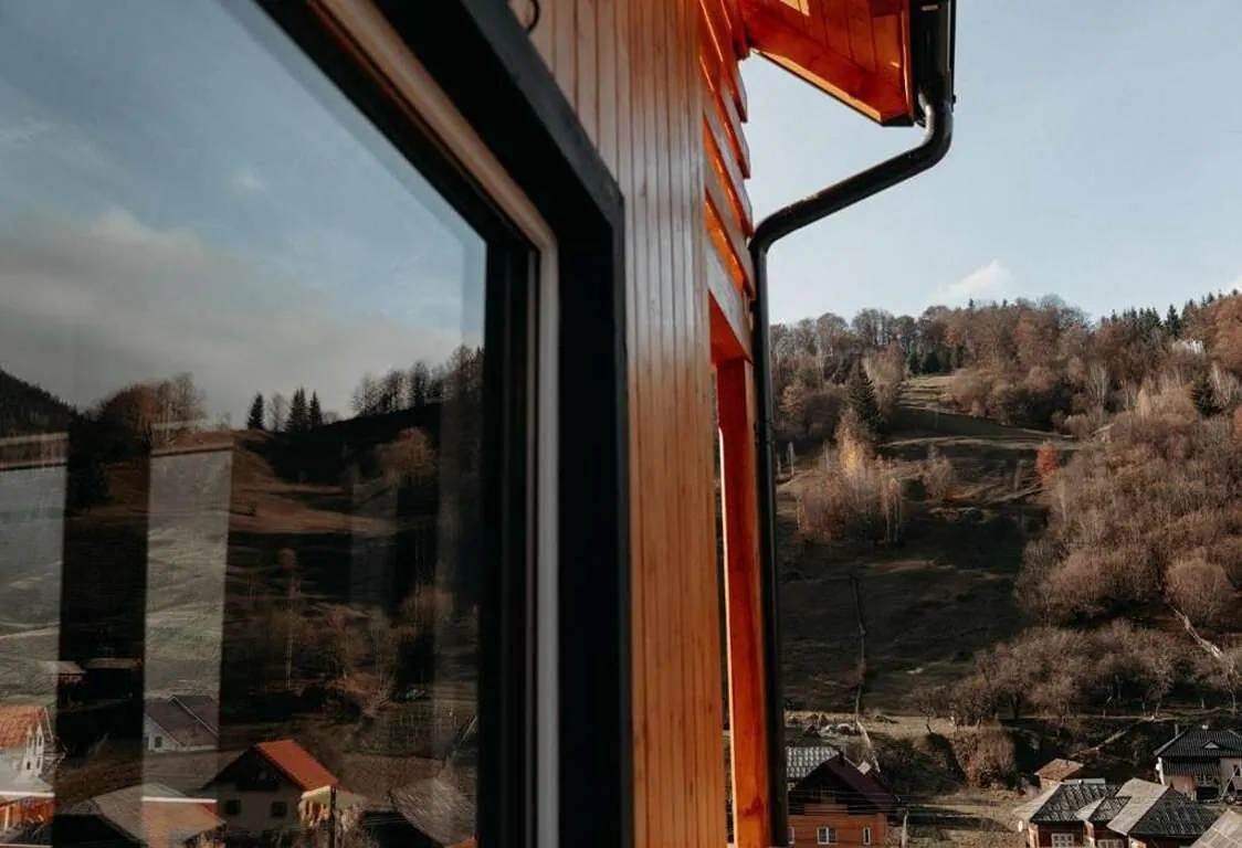 Cabana Village Brăduțu Dămuc – Dămuc, România