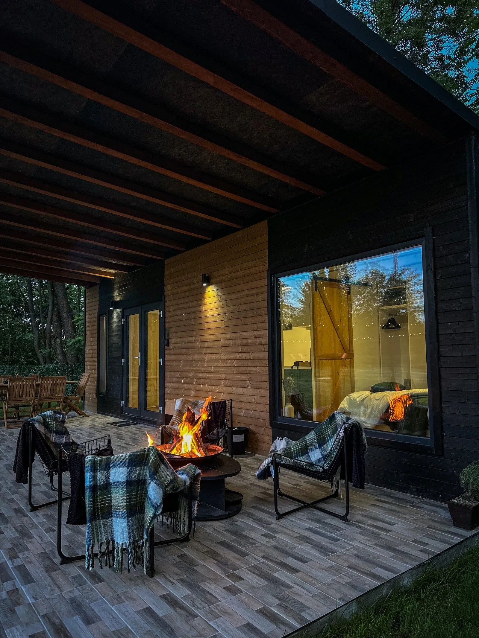 Badash Tiny Village- Tiny Houses with Heated Pool Polovragi – Polovragi, România