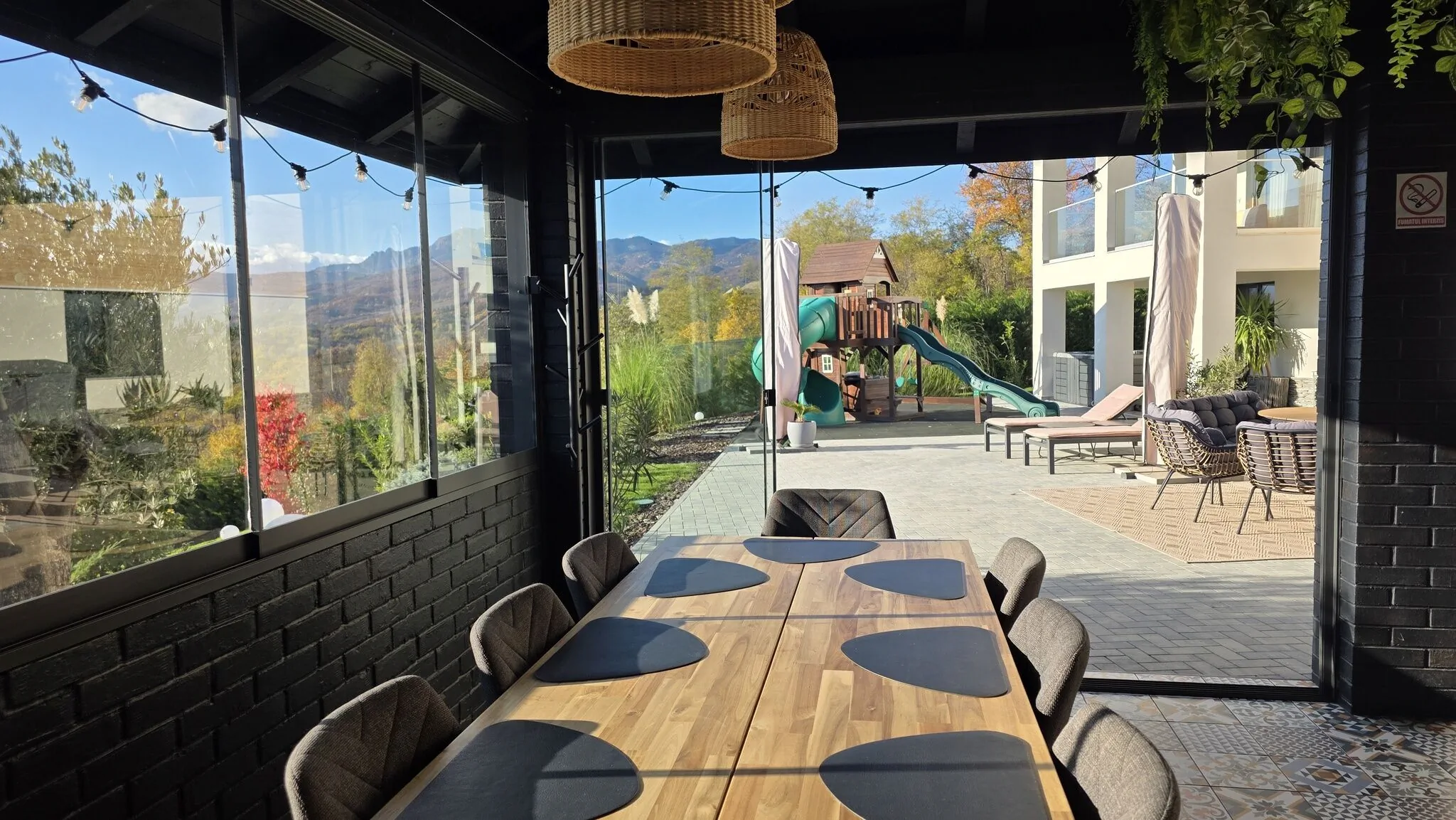 Vila Above Village Berislăveşti – Berislăveşti, România