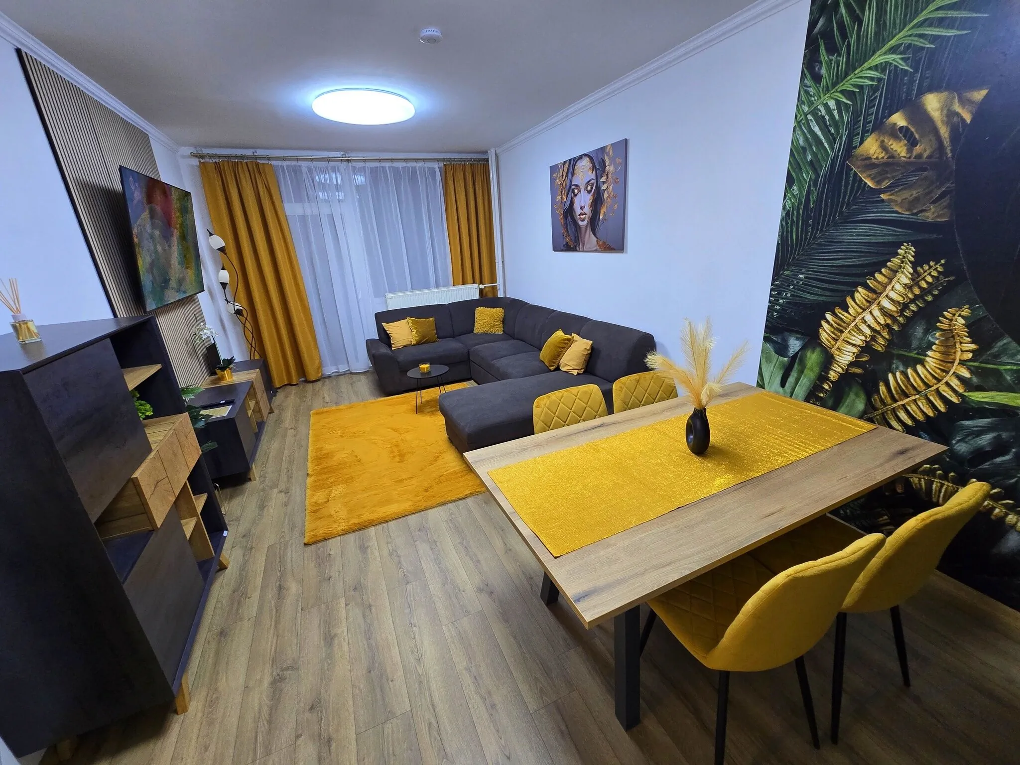 Belvárosi Grand Deluxe Apartman Pécs – Pécs, Ungaria