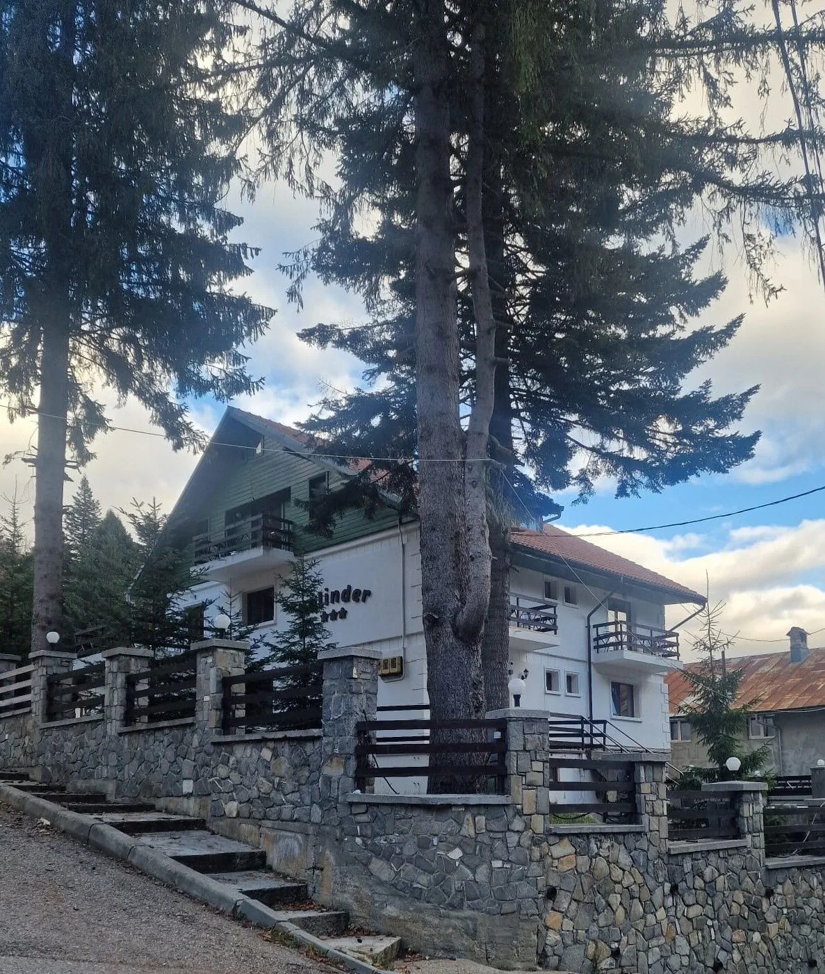Kalinder Ski Chalet Buşteni – Buşteni, Rumunia