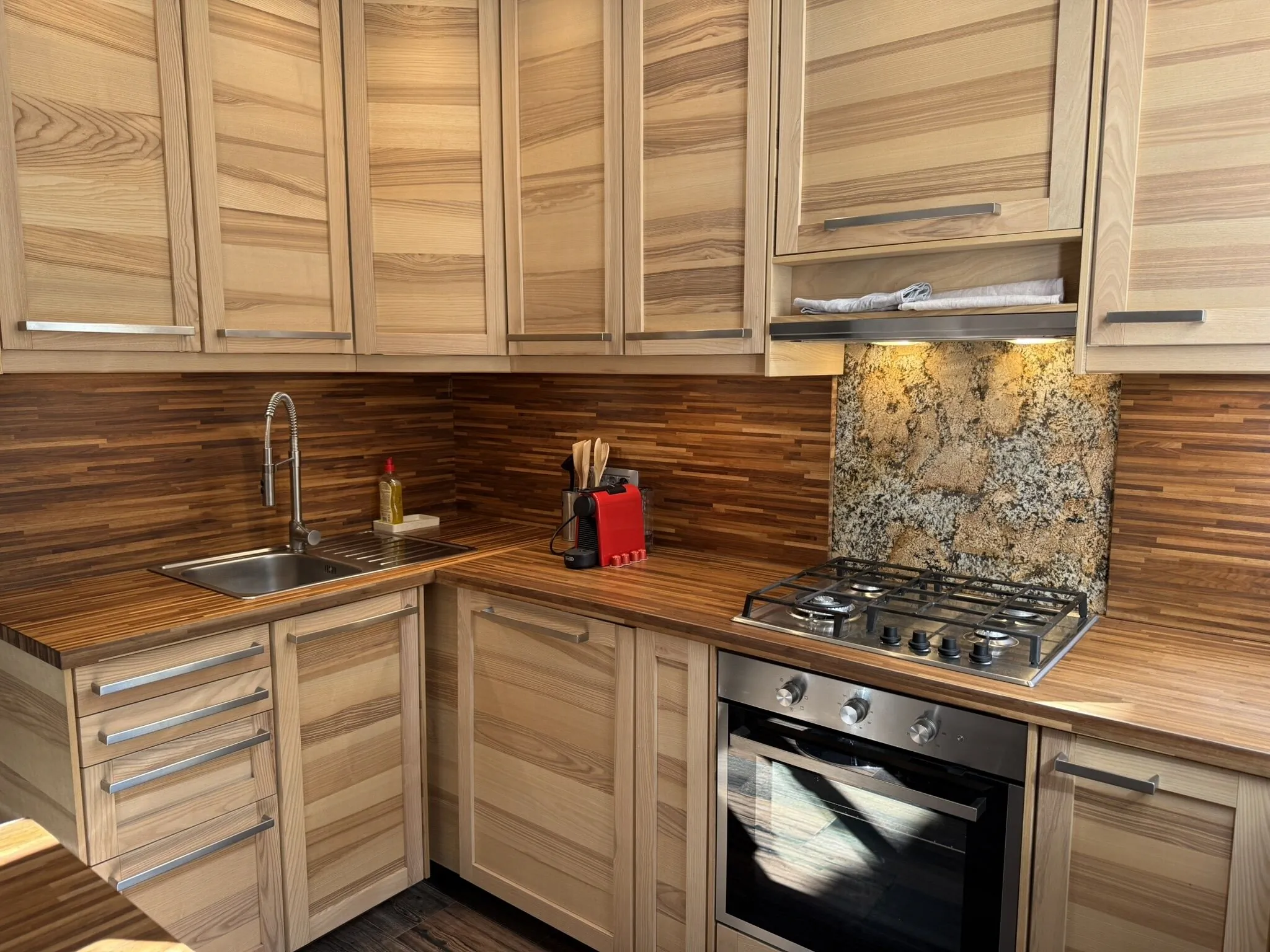 Apartament Nature Inspired Stay in Piata Sfatului Brașov - foto 5