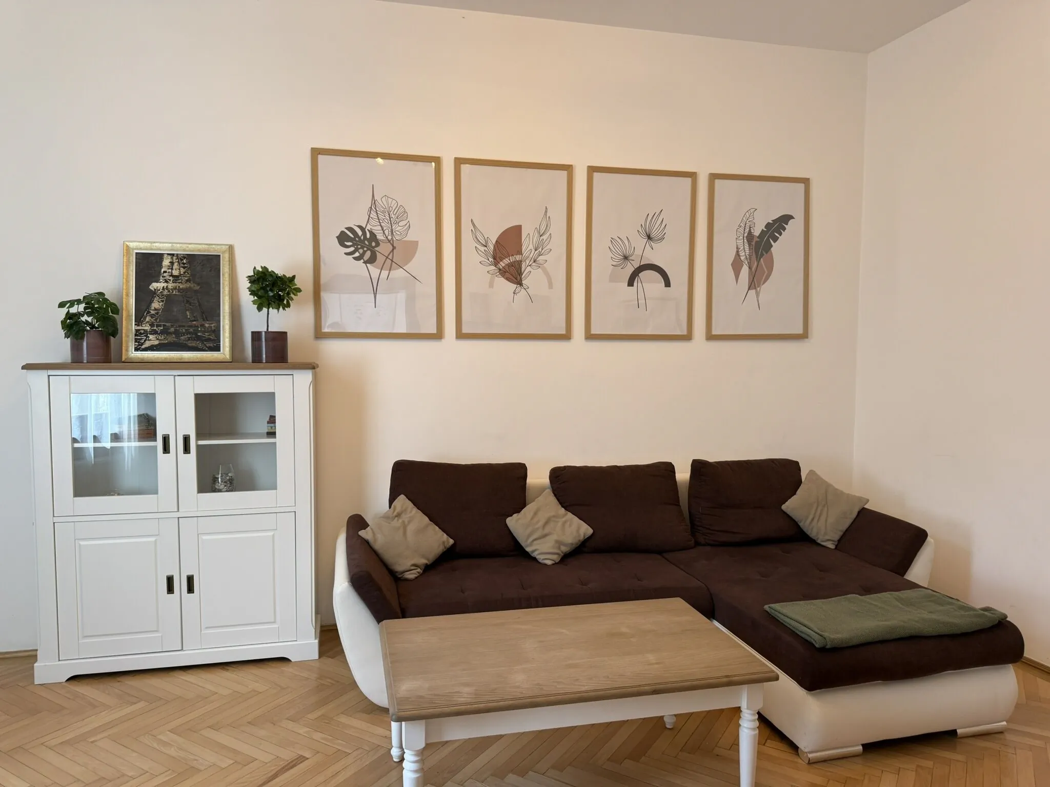 Apartament Nature Inspired Stay in Piata Sfatului Brașov - foto 8